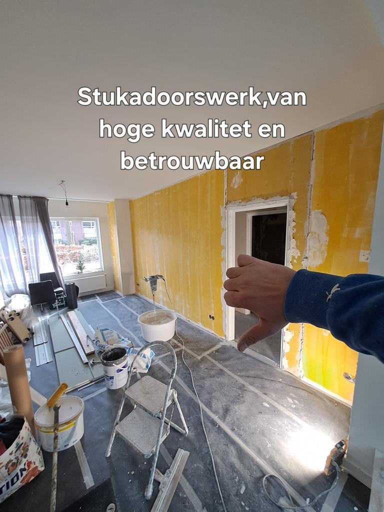 Het stucen en schilderen van muren en plafonds., Afhalen en Bezorgen