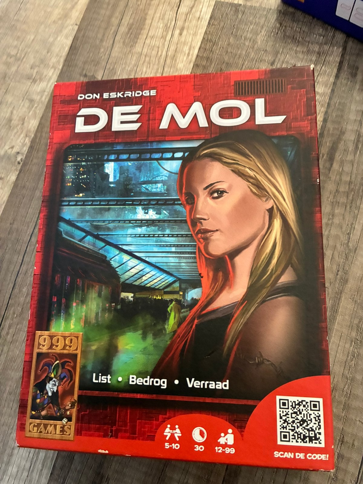 De Mol, Ophalen of Verzenden, Zo goed als nieuw