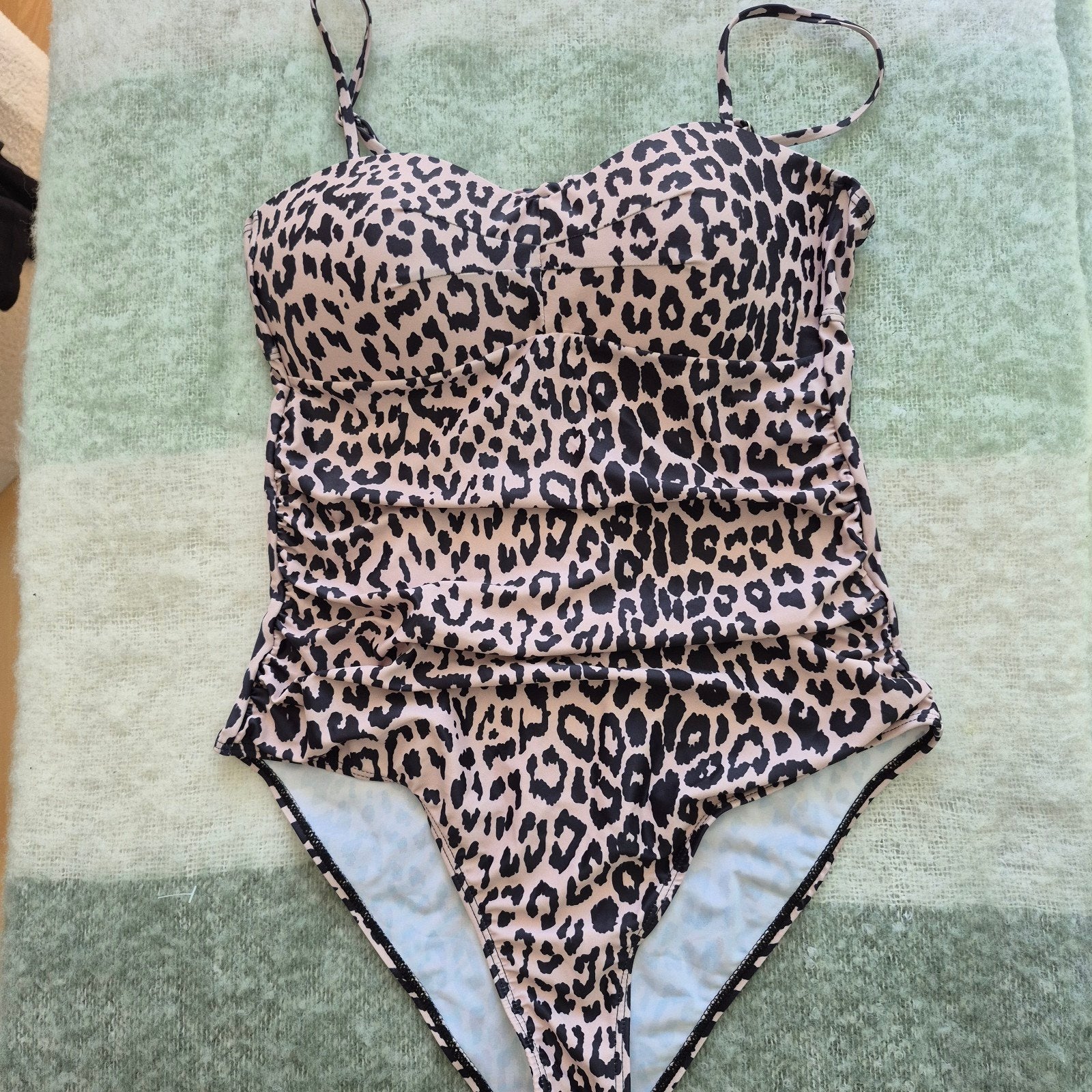 SHEIN Dames Badpak Luipaardprint Maat L Zo goed als nieuw, Kleding | Dames, Meerkleurig, Badpak, Ophalen of Verzenden, Zo goed als nieuw