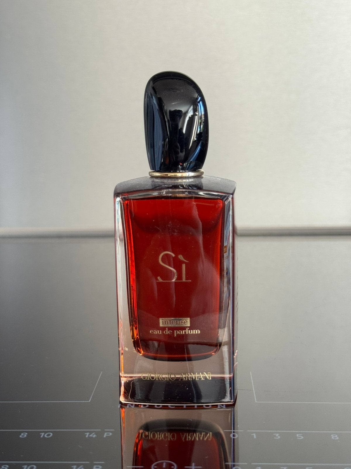 Armani si 100ml eau de parfum intense oude versie, Sieraden, Tassen en Uiterlijk, Uiterlijk | Parfum, Ophalen of Verzenden, Nieuw