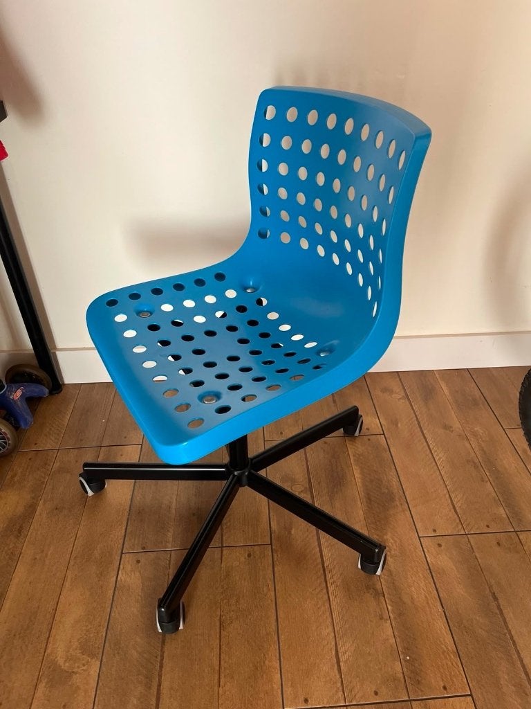 Bureaustoel, Huis en Inrichting, Stoelen, Ophalen, Kunststof, Blauw, Zo goed als nieuw