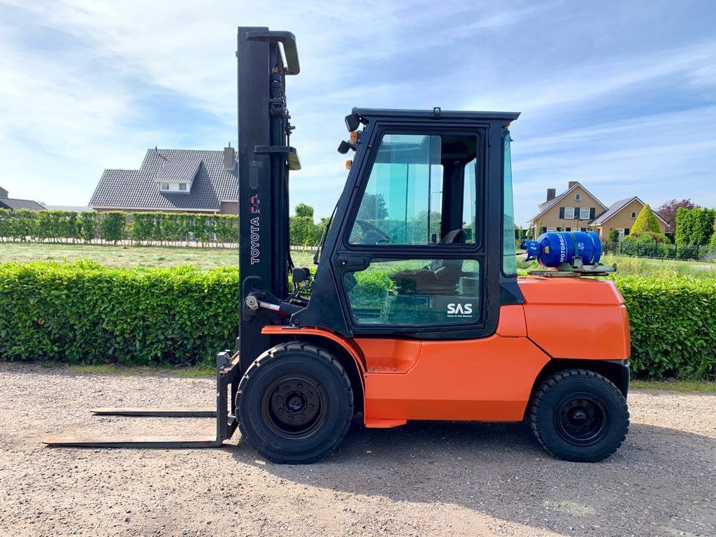 Toyota huftruck lpg 4500 kg, Meer dan 4000 kg, Ophalen, LPG, Heftruck