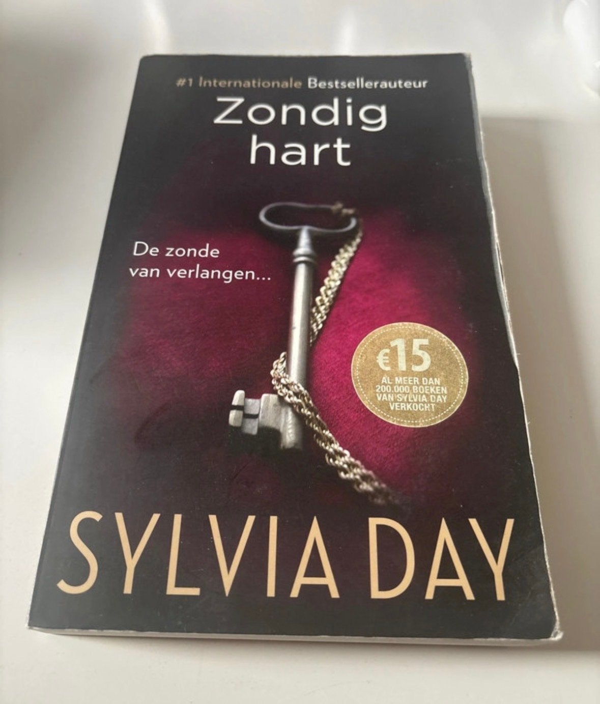 Zondig hart - Sylvia Day (Crossfire-serie deel 1), Boeken, Ophalen of Verzenden, Zo goed als nieuw, Nederland