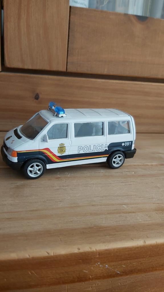 Volkswagen T4 Politie Busje Modelauto, Overige merken, Auto, 1:32 tot 1:50, Ophalen of Verzenden