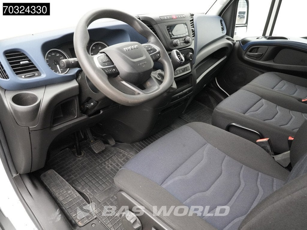 Iveco Daily 35C18 3.0L Automaat Dubbellucht L2H2 3,5t Trekha, Auto's, Automaat, Stof, Gebruikt, Euro 6