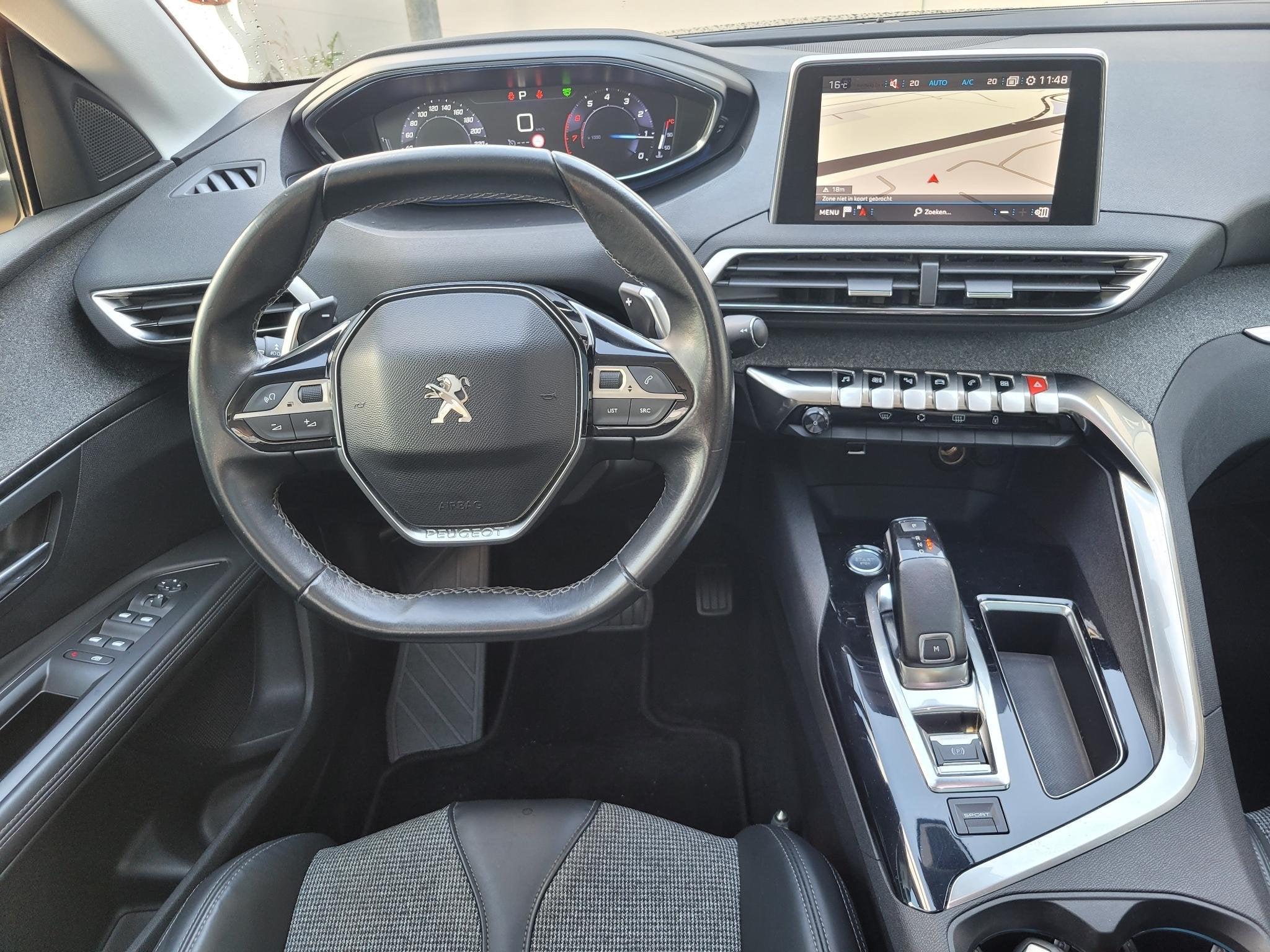 Peugeot 5008 1.2 PureTech Allure | 7 Persoons | Automaat | S, Gebruikt, 1199 cc, Met garantie (alle), Origineel Nederlands