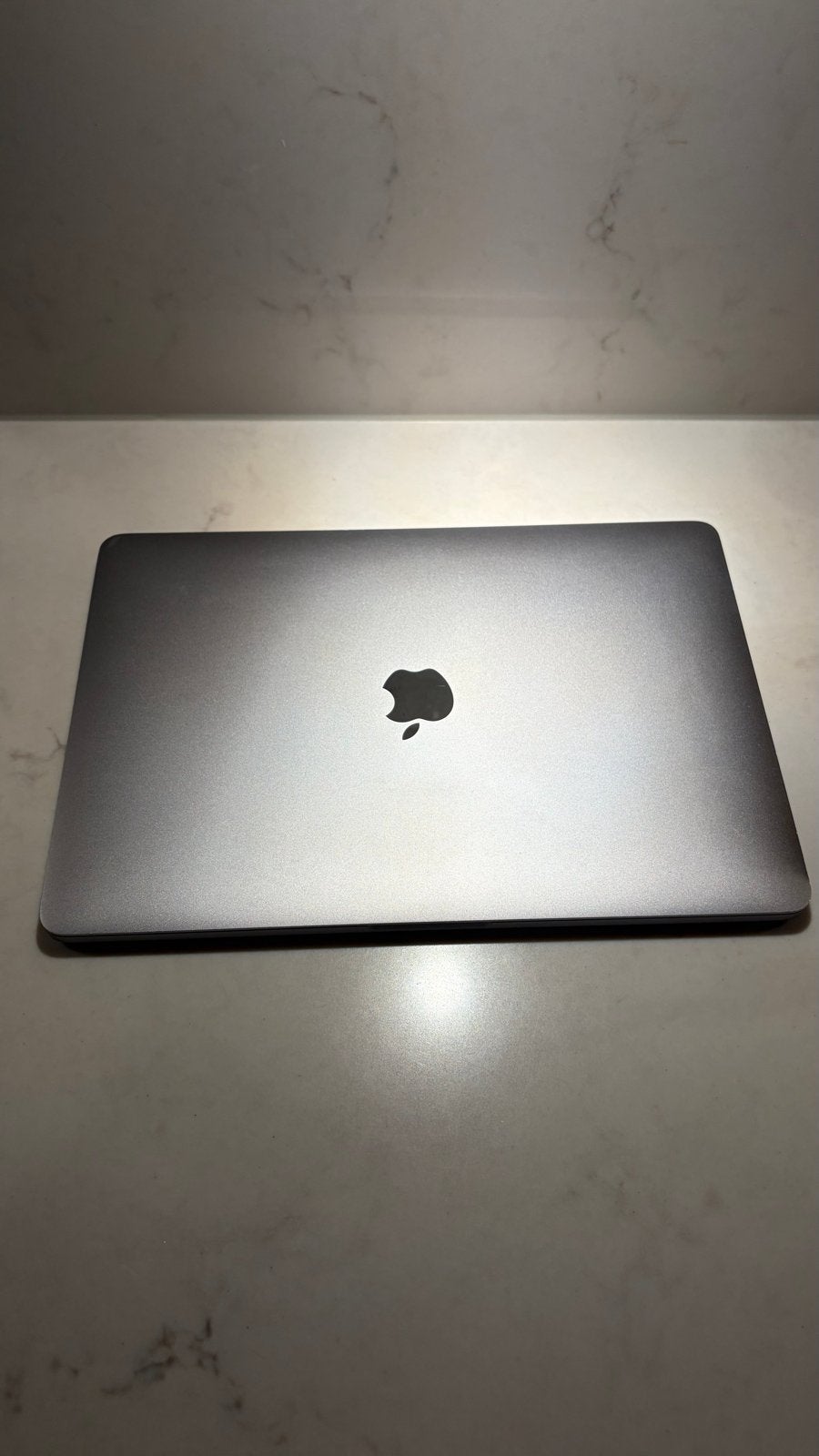 MacBook Pro  Touch Bar 13 inch, Computers en Software, Gebruikt, Qwerty, 13 inch, Onbekend