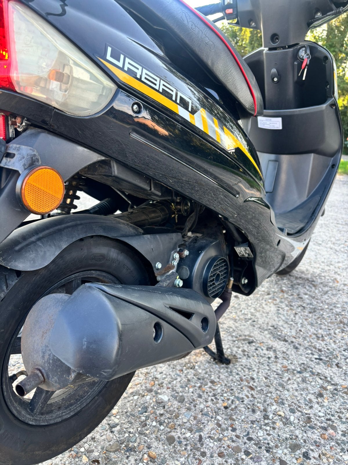 Senzo Brommer te koop 1500km gelopen., Ophalen of Verzenden, Zo goed als nieuw, Benzine, Overige modellen