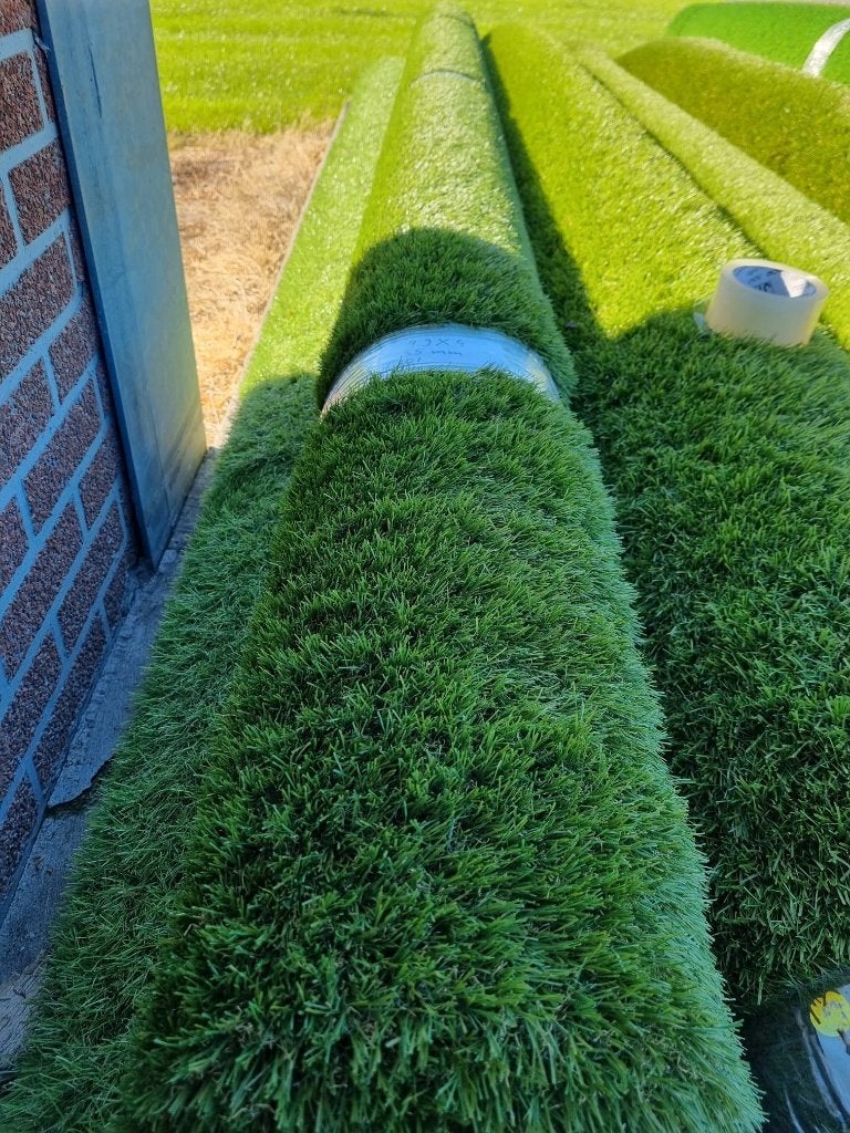Kunstgras coupon 4.9 x 4 meter T101 35 mm, Ophalen, Nieuw, 20 m² of meer, Kunstgras