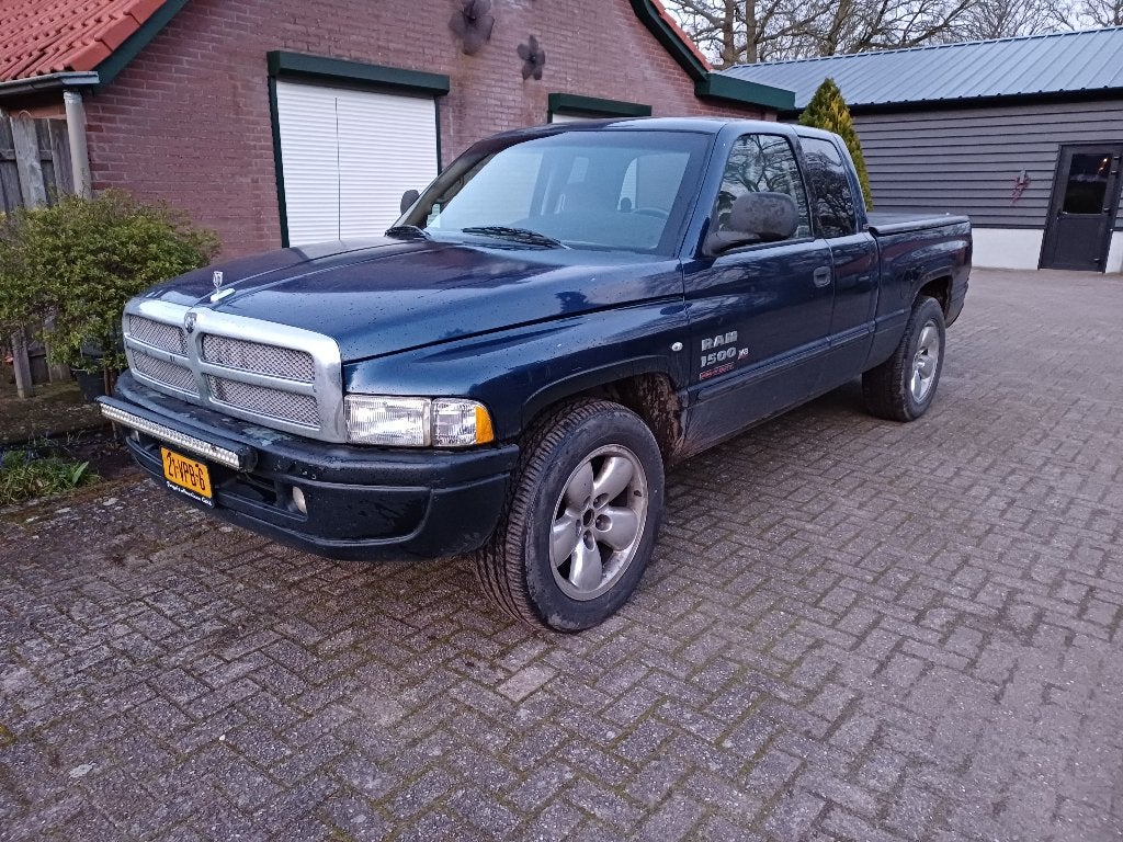Dodge Ram 1500 Zonder APK, Automaat, 700 kg, Blauw, Bruin