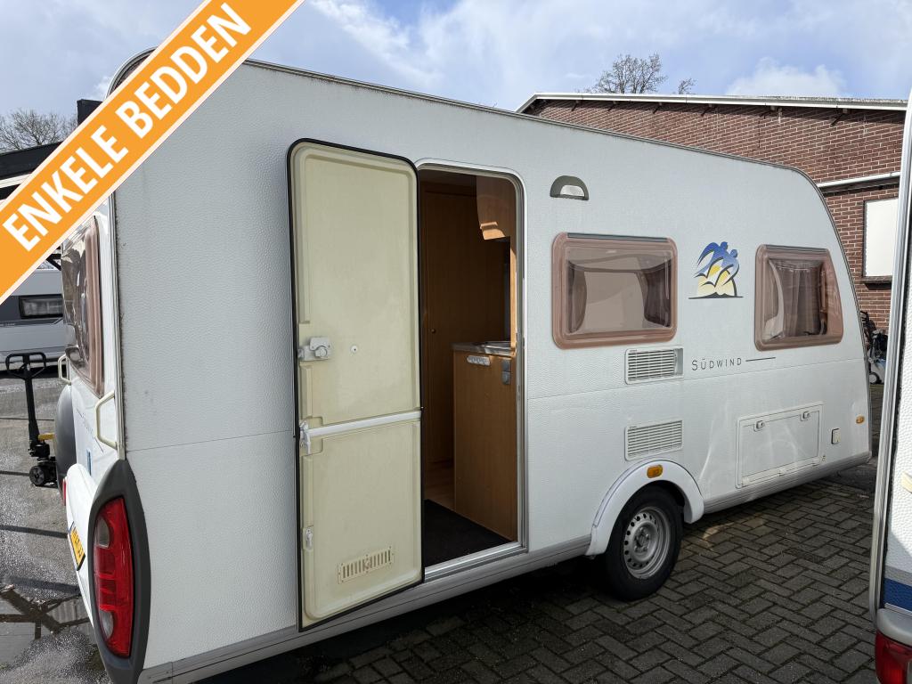 KNAUS SUDWIND 450 EL-2 BEDDEN-ZITJE VOLAUTO MOVER-VOORTENT, Caravans en Kamperen, Caravans, Bedrijf, tot en met 3, 1000 - 1250 kg
