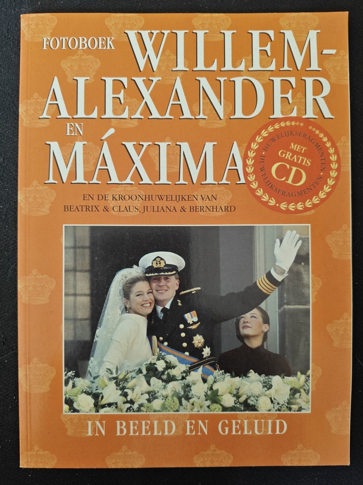 Fotoboek Willem-Alexander en Máxima - In Beeld en Geluid, Verzamelen, Ophalen of Verzenden, Zo goed als nieuw, Nederland, Tijdschrift of Boek