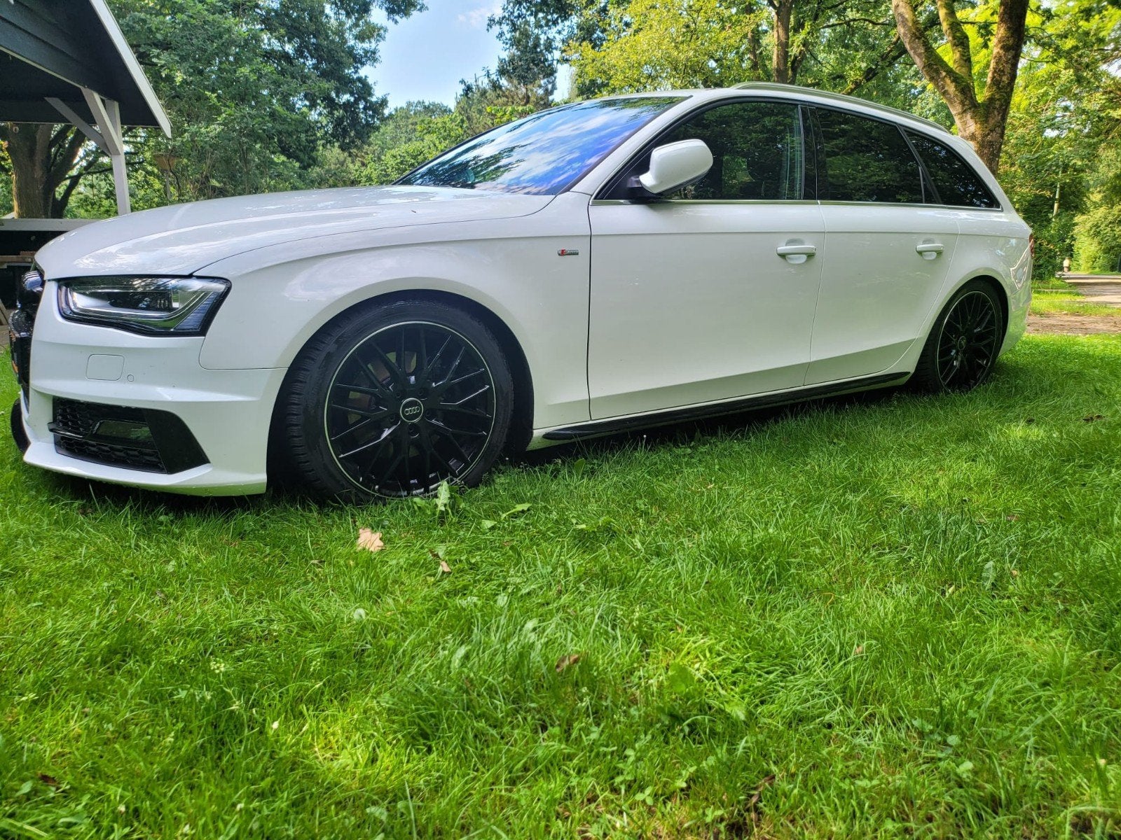 Audi A4 2.0 TDI 140KW Avant Multitr 2015 Key less apk jan 28, Auto's, A4, Wit, Stationwagon, Diesel