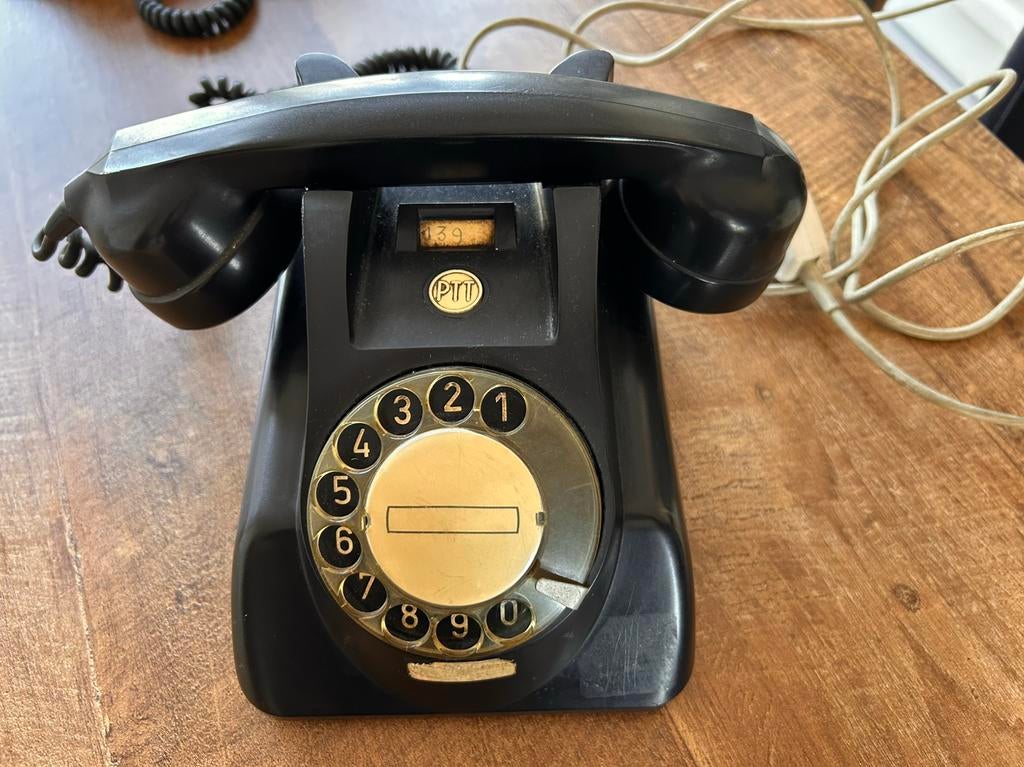 Bakkelieten telefoon merk Heemaf, Ophalen of Verzenden, Gebruikt, Met draaischijf