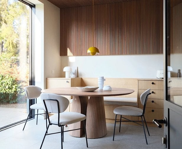 Mobitec Blossom eettafel 140x115, Huis en Inrichting, Ophalen, Nieuw, Scandinavisch, Vijf personen of meer