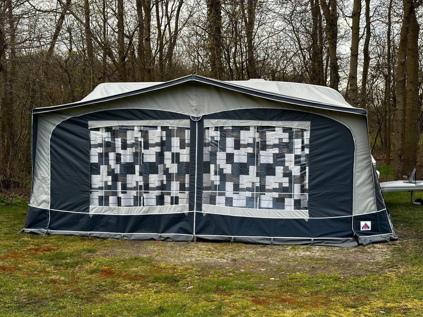 Dorema Garda XL270 Voortent met Uitbouw slaapcab en Luifel, Ophalen, Zo goed als nieuw, Ten Cate All Season 240g/m2, Dorema