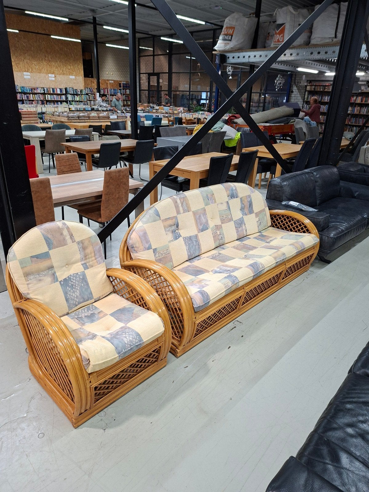Rotan bank en fauteuil met kussens - Vintage set, Gebruikt, Onbekend@voorbeeld.com, Vintage, Retro, Bohemian, Onbekend