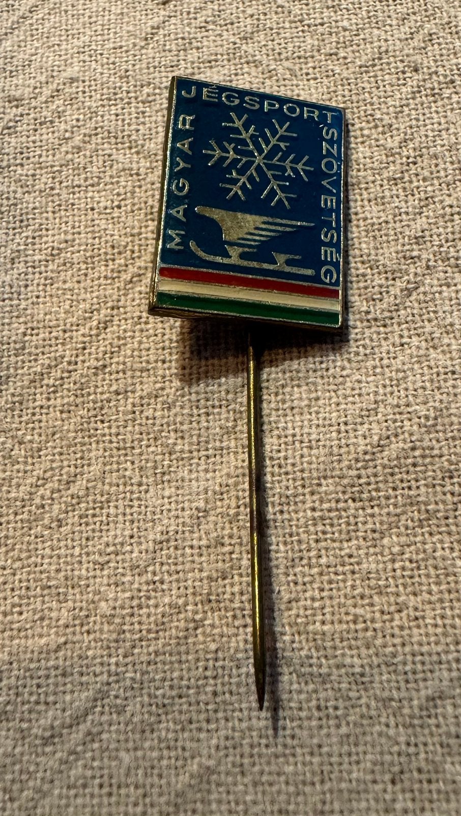 Speldje ijshockey, Ophalen of Verzenden, Zo goed als nieuw, Sport, Speldje of Pin