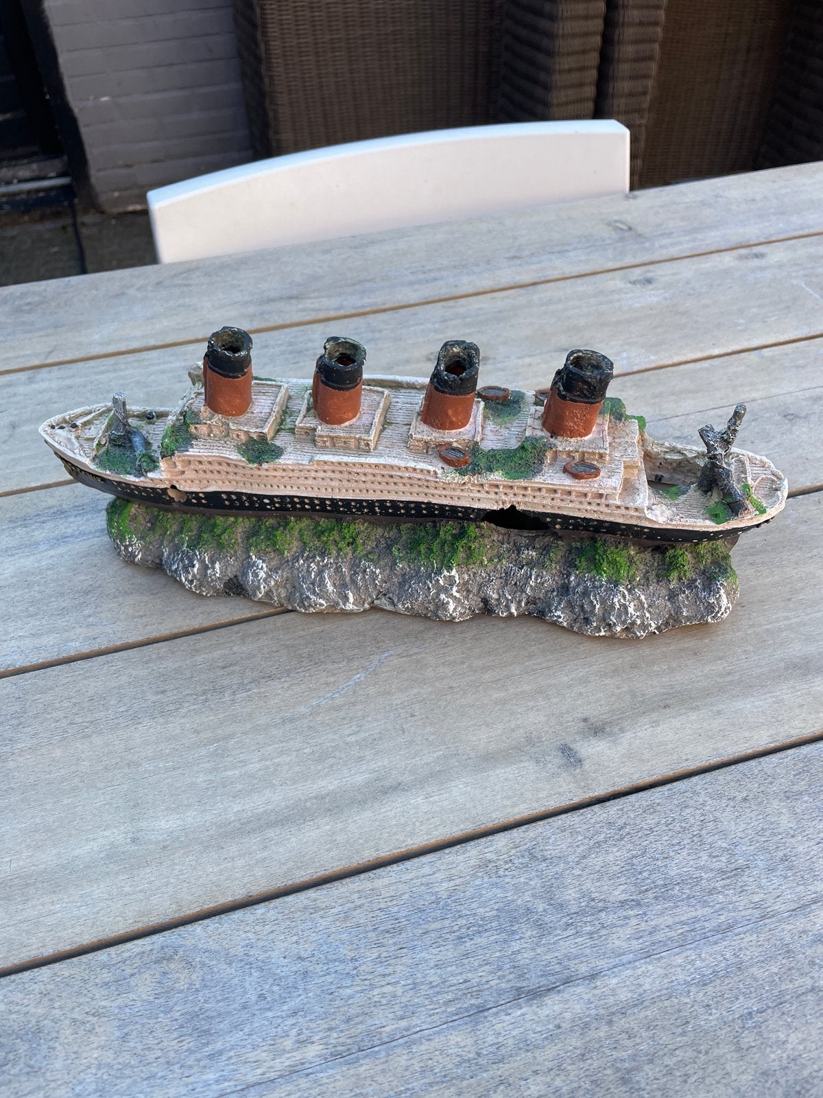 Titanic voor een vissekom, Ophalen of Verzenden, Zo goed als nieuw, Aquariummeubel