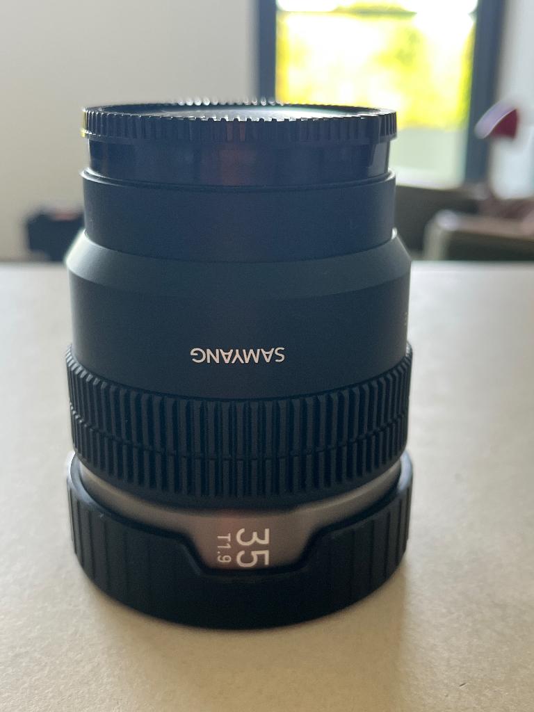 Samyang V-AF 35mm Sony, Ophalen of Verzenden, Zo goed als nieuw, Groothoeklens