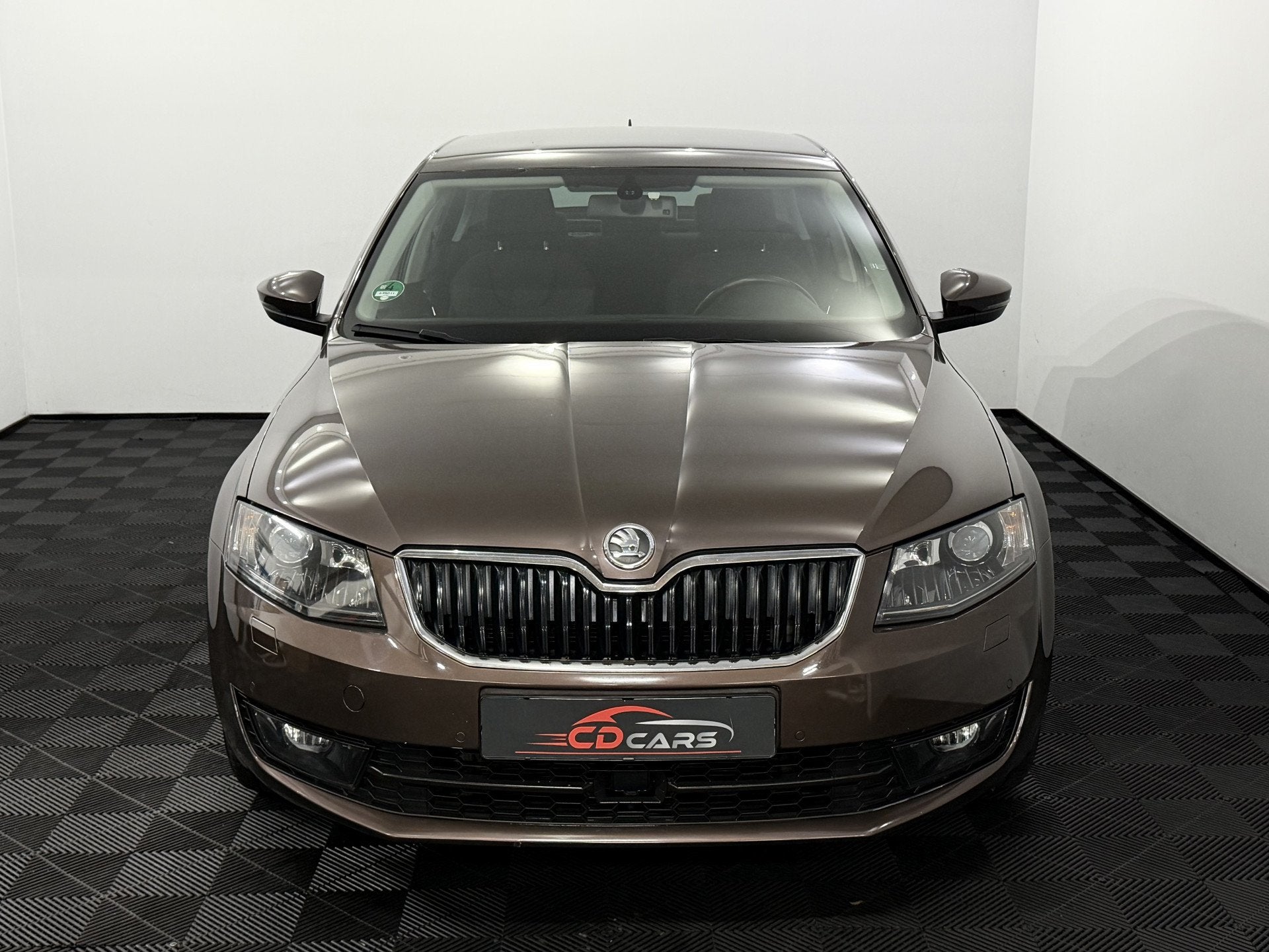 Skoda Octavia 1.8 TSI Greentech Elegance Clima, Navi, Parkee, Stof, Gebruikt, Euro 6, 4 cilinders