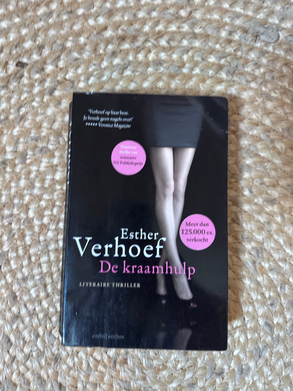 Esther Verhoef - De kraamhulp (Literaire thriller), Boeken, Ophalen of Verzenden, Zo goed als nieuw