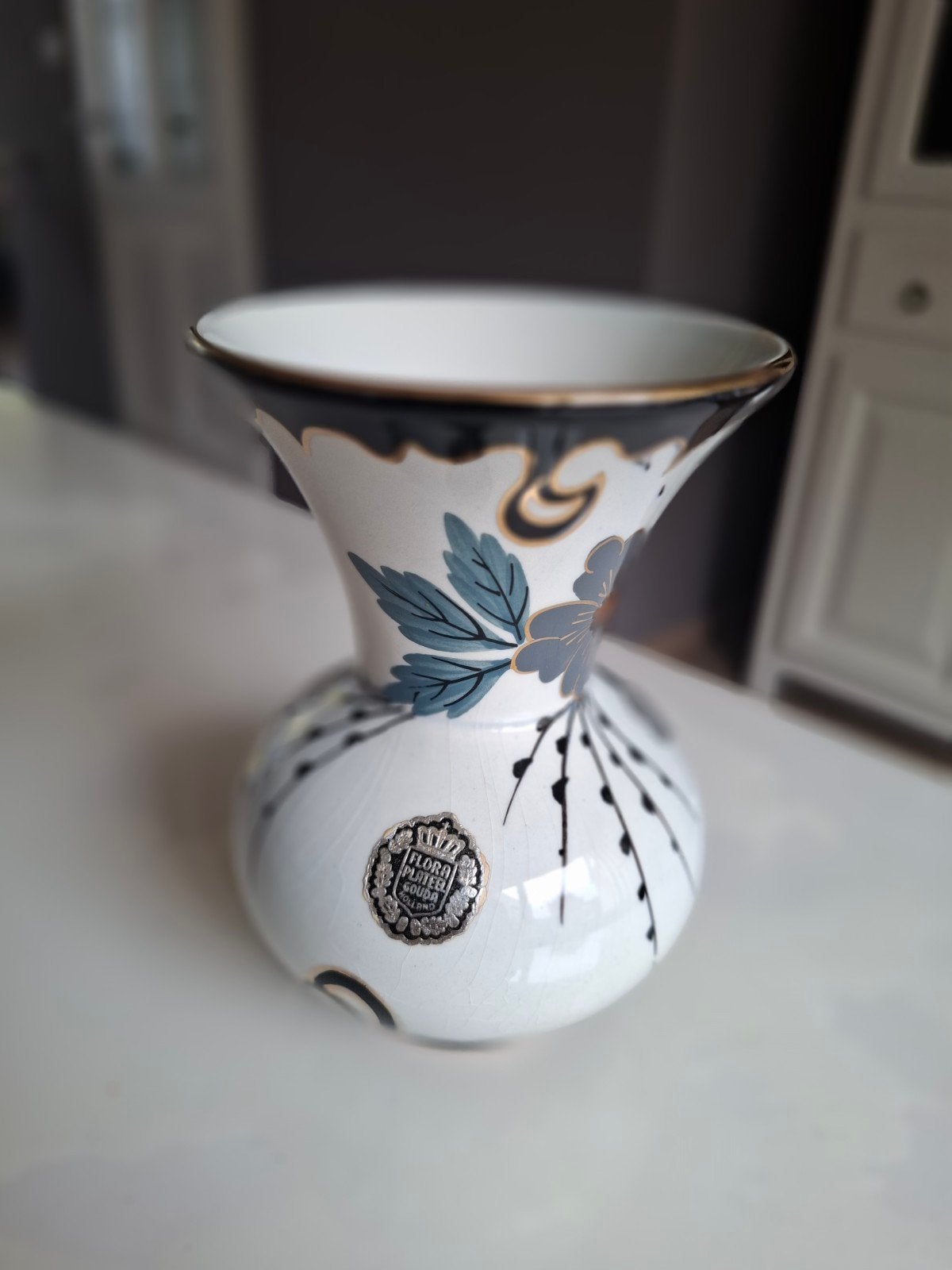 Prachtig vaasje Flora Gouda Plateel!, Antiek en Kunst, Antiek | Vazen, Ophalen of Verzenden