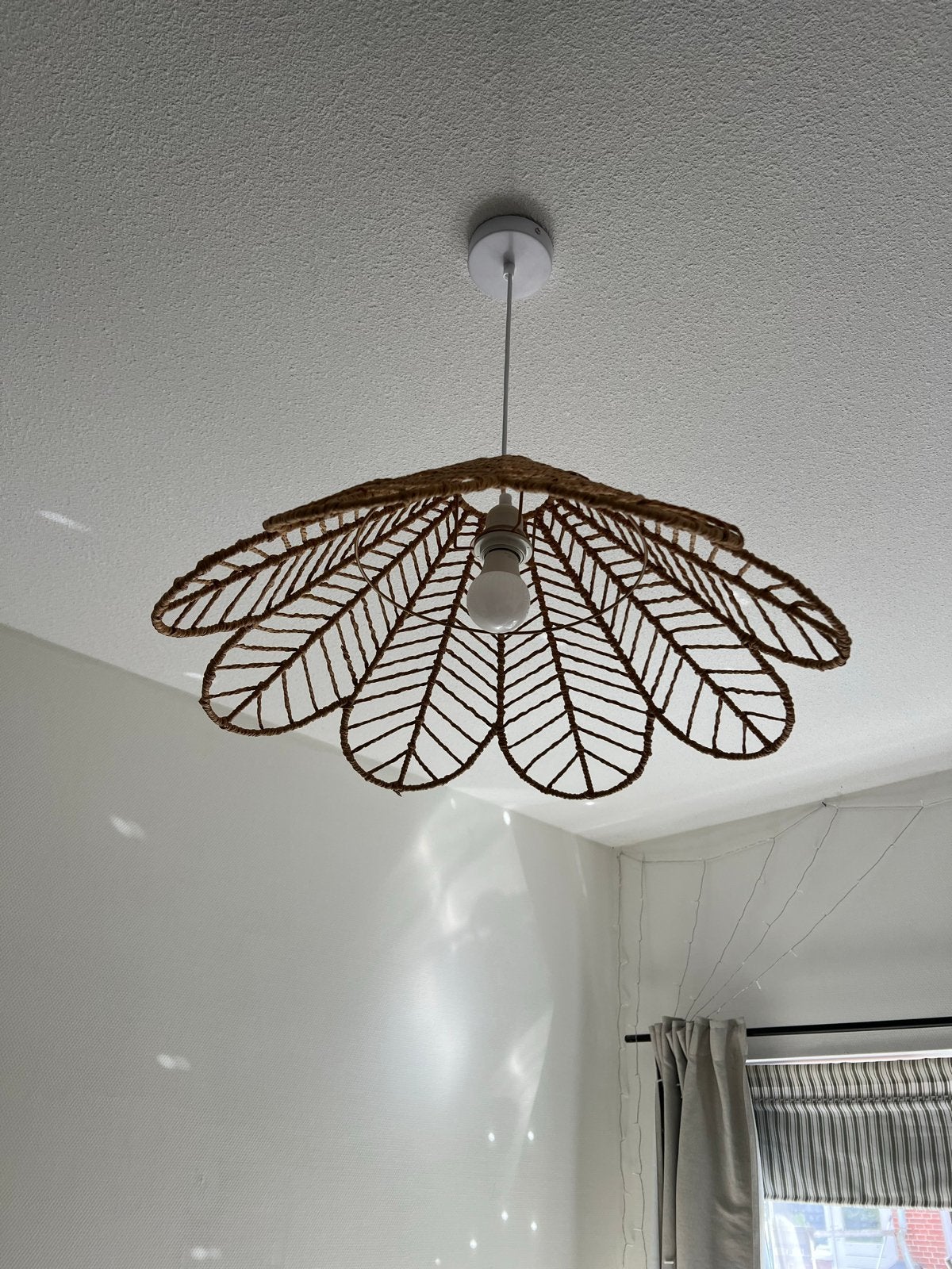 Rotan hanglamp bloem - Boheemse stijl, Ophalen, Zo goed als nieuw, Natuurlijk materiaal, E27 (groot)