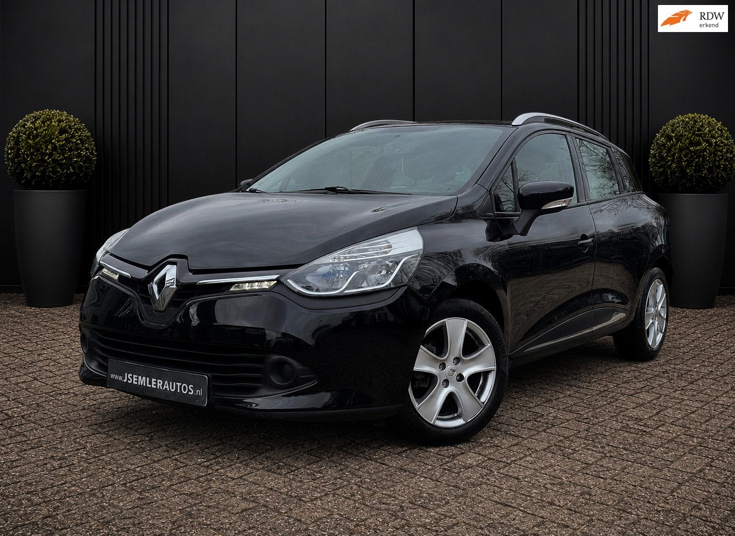 Renault Clio Estate 1.2 AUTOMAAT NAVIGATIE AIRCO 67.000KM! C, Auto's, Dealer onderhouden, Gebruikt, 4 cilinders, Zwart