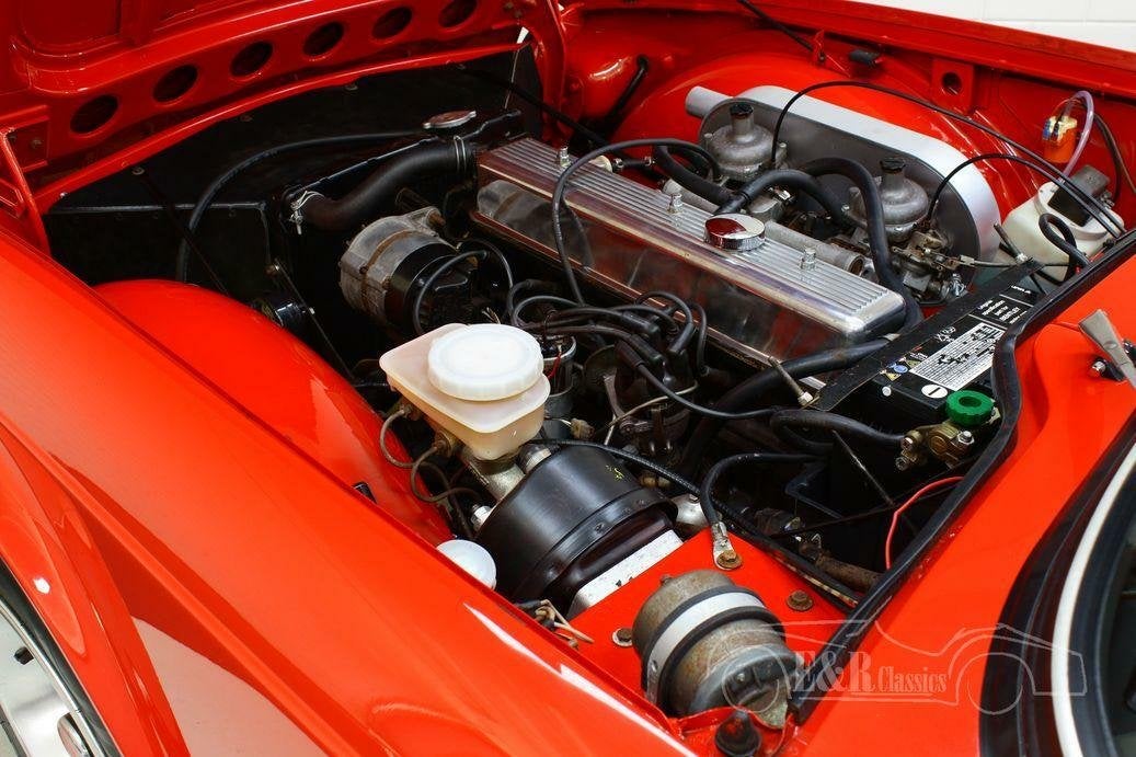 Triumph TR6 | Gerestaureerd | Nieuw lakwerk | 1970, Auto's, Zwart, Cabriolet, Triumph, Handgeschakeld