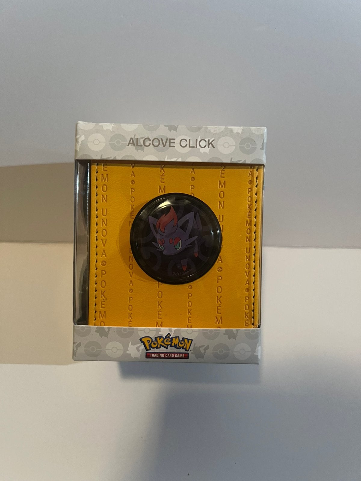 Ultra Pro Pokemon - Alcove Click Deckbox: Unova Region, Ophalen of Verzenden, Nieuw, Speeldeck