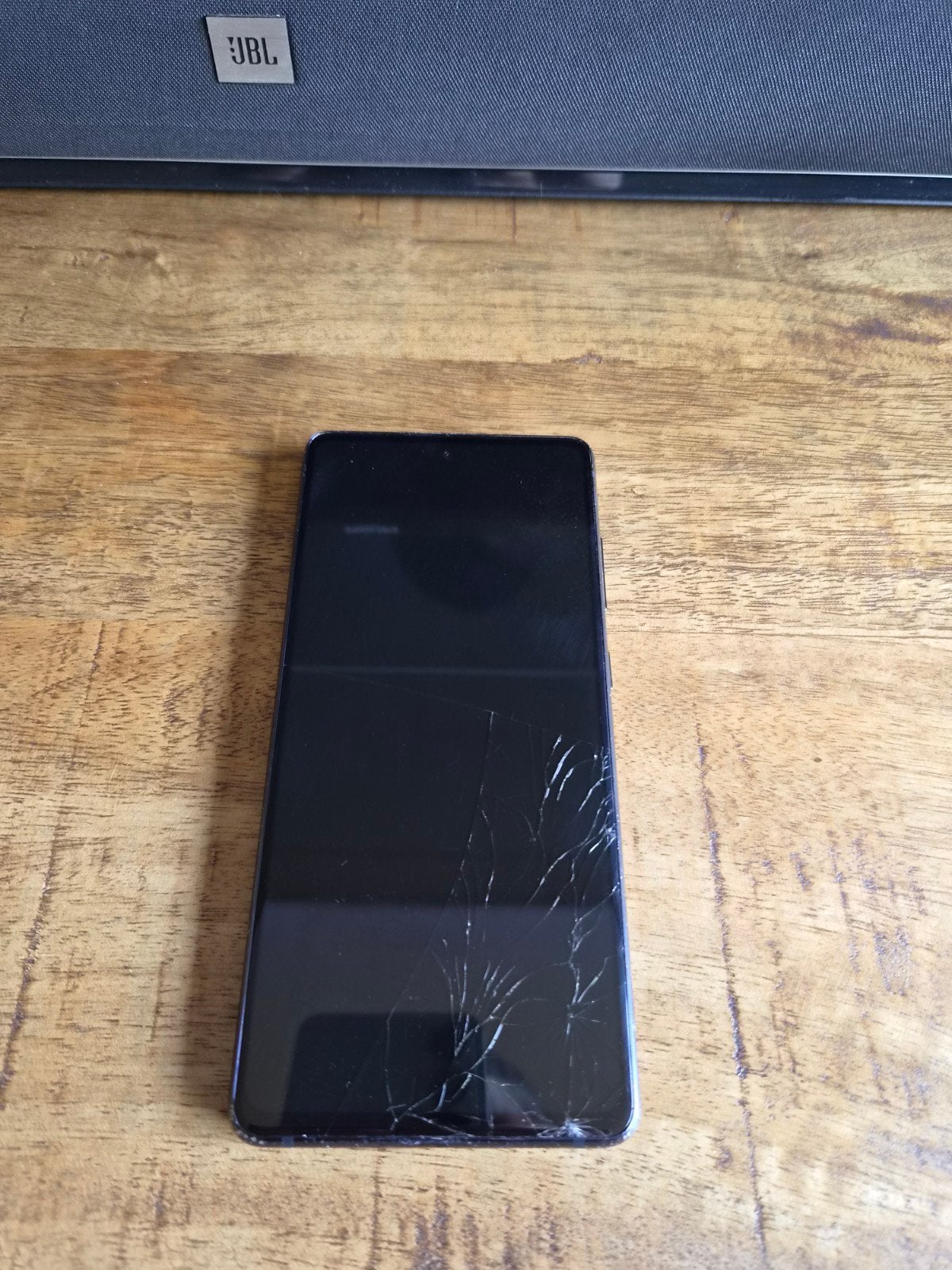 Samsung s20fe met glasschade, Telecommunicatie, Mobiele telefoons | Samsung, Ophalen