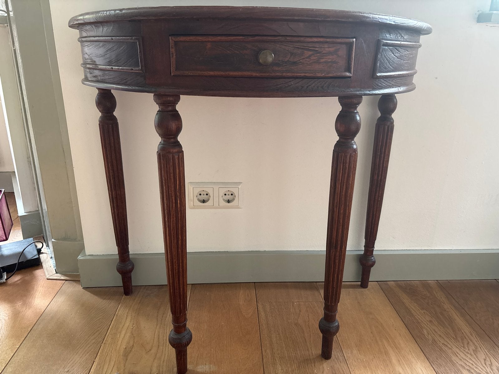 Antieke halfronde sidetable met lade, Antiek en Kunst, Ophalen