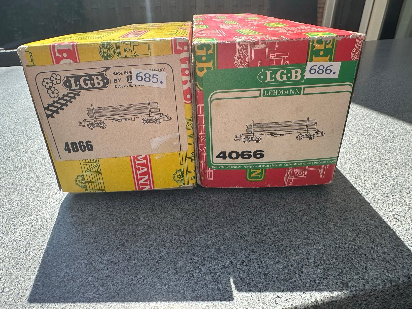 LGB 4066 Houtwagon met lading (2 stuks), Hobby en Vrije tijd, Modeltreinen | Overige schalen, Gebruikt, Gelijkstroom, Wagon, Ophalen of Verzenden
