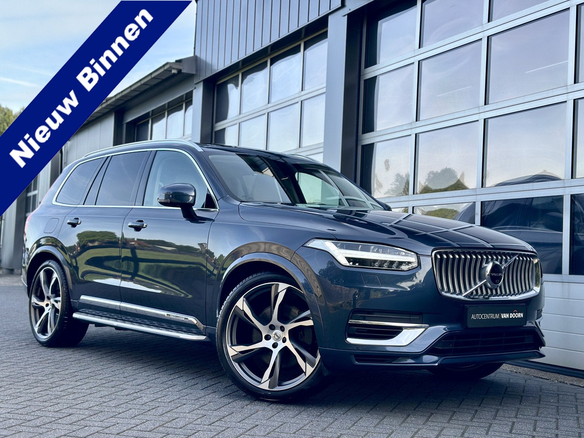 Volvo XC90 2.0 T8 Plug-in hybrid AWD | Long Range | Panorama, 145 pk, Gebruikt, 4 cilinders, 1969 cc