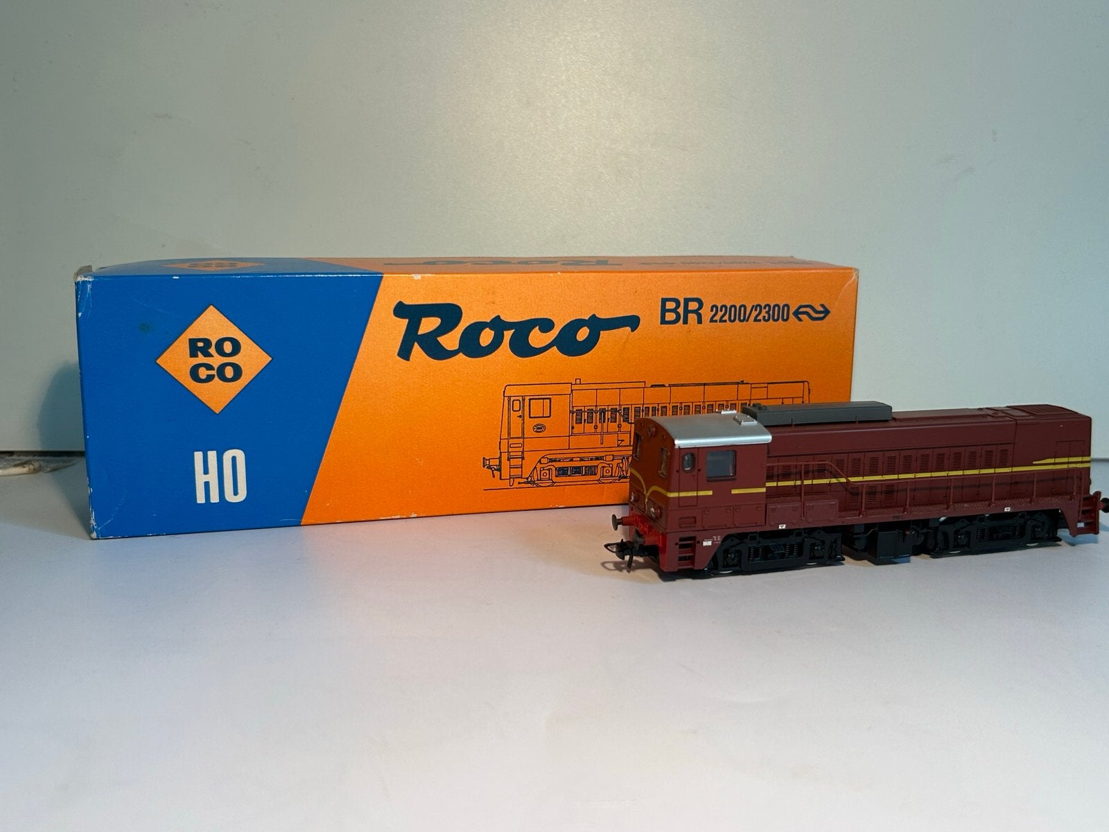 Roco H0 NS Diesellocomotief BR 2200/2300, Hobby en Vrije tijd, Modeltreinen | H0, Gebruikt, Ophalen of Verzenden, NS, Roco