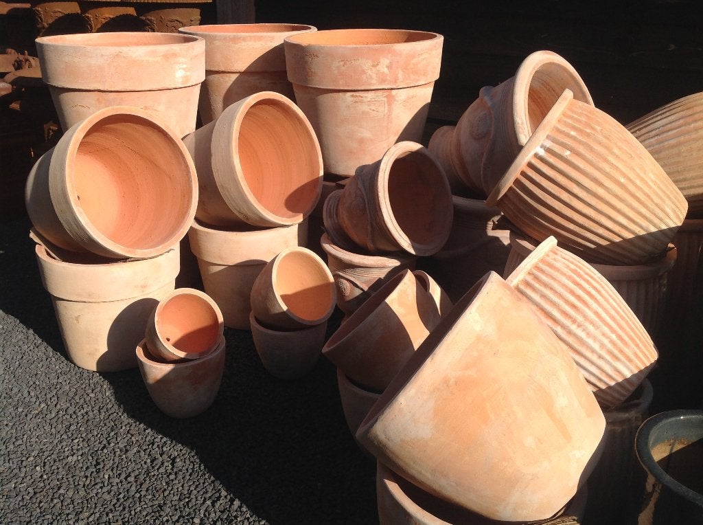 Potten terracotta geglazuurd gietijzer of beton the old way., Tuin en Terras, Bloembakken en Plantenbakken, Ophalen, Overige materialen