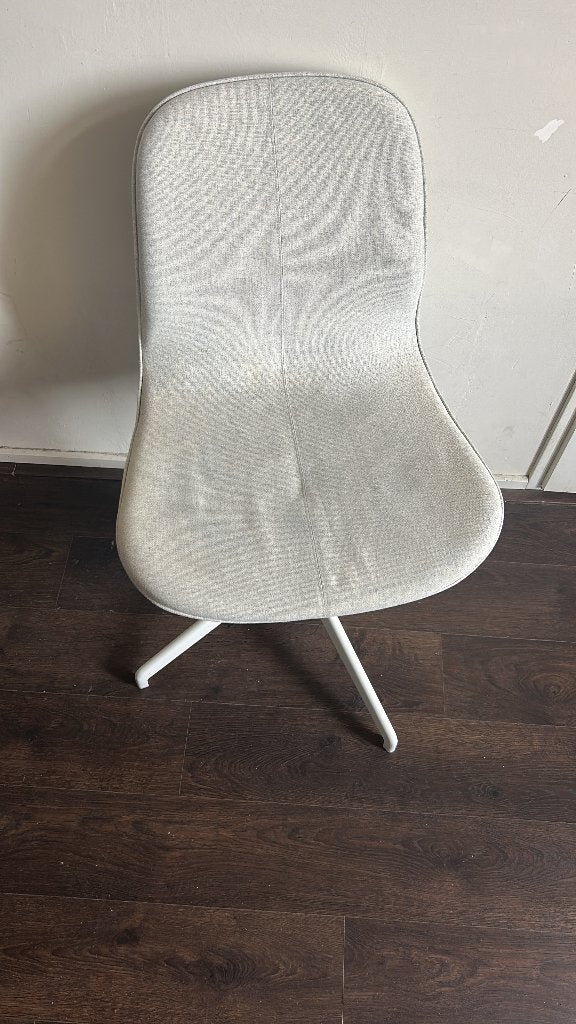 IKEA LÅNGFJÄLL conference chair, Huis en Inrichting, Bureaustoelen, Ophalen, Gebruikt, Beige, Bureaukruk