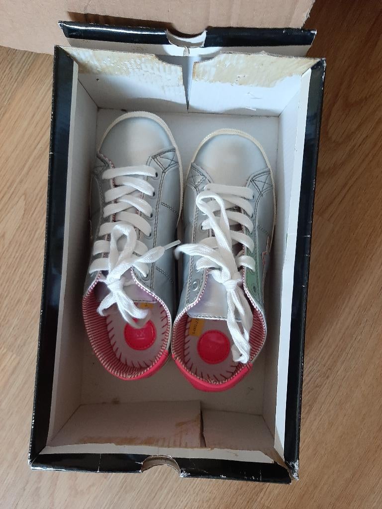 Super mooie nieuwe Meisjes Schoenen (maat 34), Schoentjes, Meisje, Nieuw, Ophalen of Verzenden