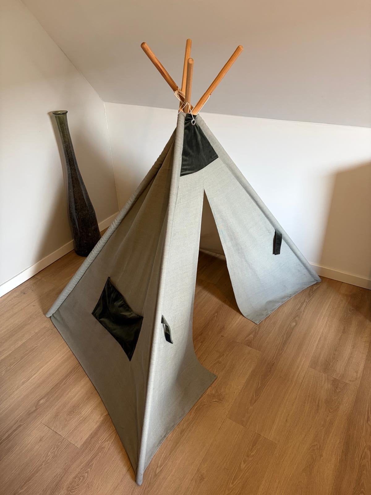 Leuke speeltent / tipi voor kinderen - z.g.a.n., Ophalen, Zo goed als nieuw