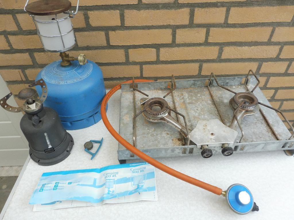 2 pits campingaz gasstel, 1 pits campingaz lamp  enz., Ophalen of Verzenden, Gebruikt