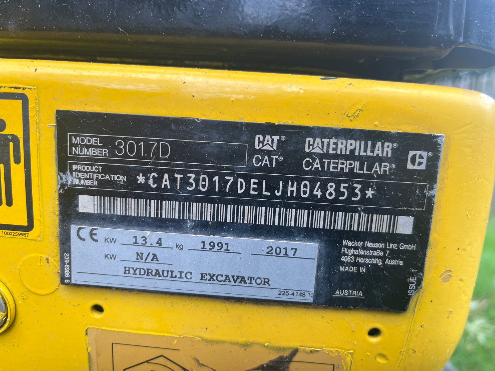 Foto 11 van 2x cat minigraver 301.4C & 301.7D Bouwjaar 2014 & 2017