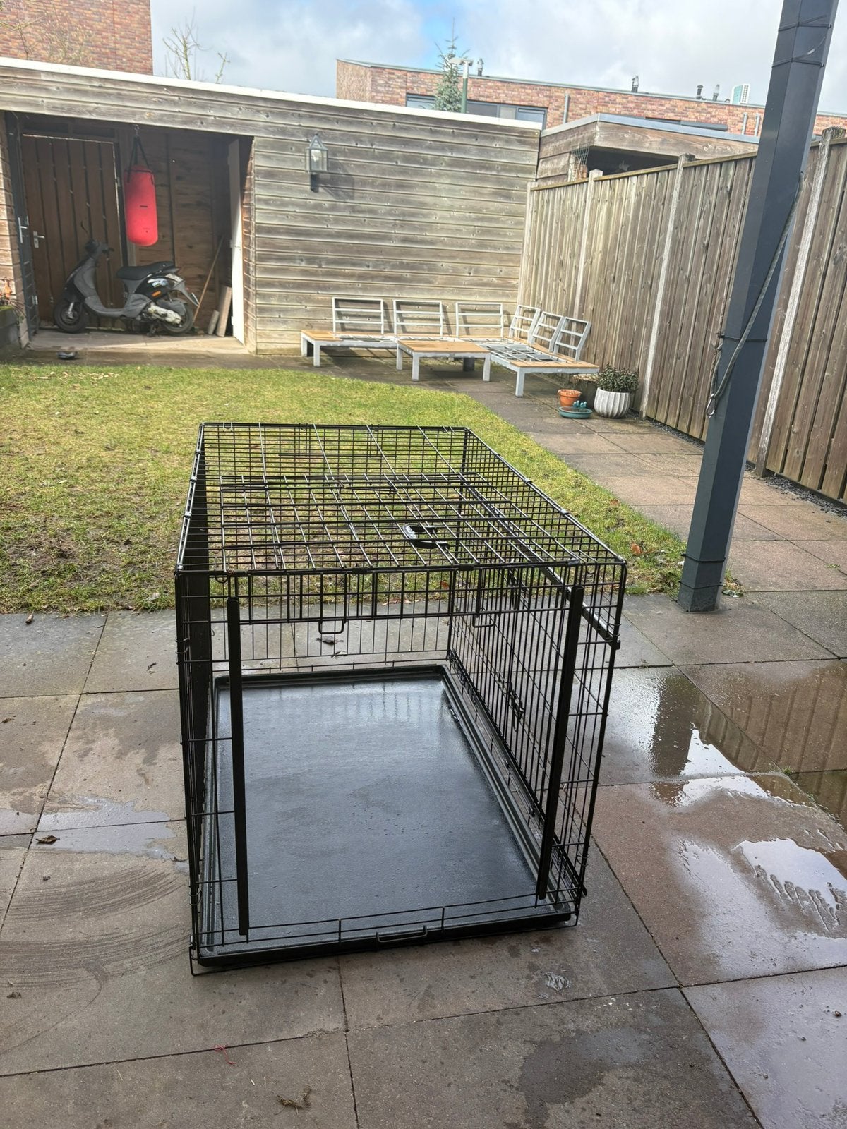 Honden bench, Dieren en Toebehoren, Ophalen, Zo goed als nieuw