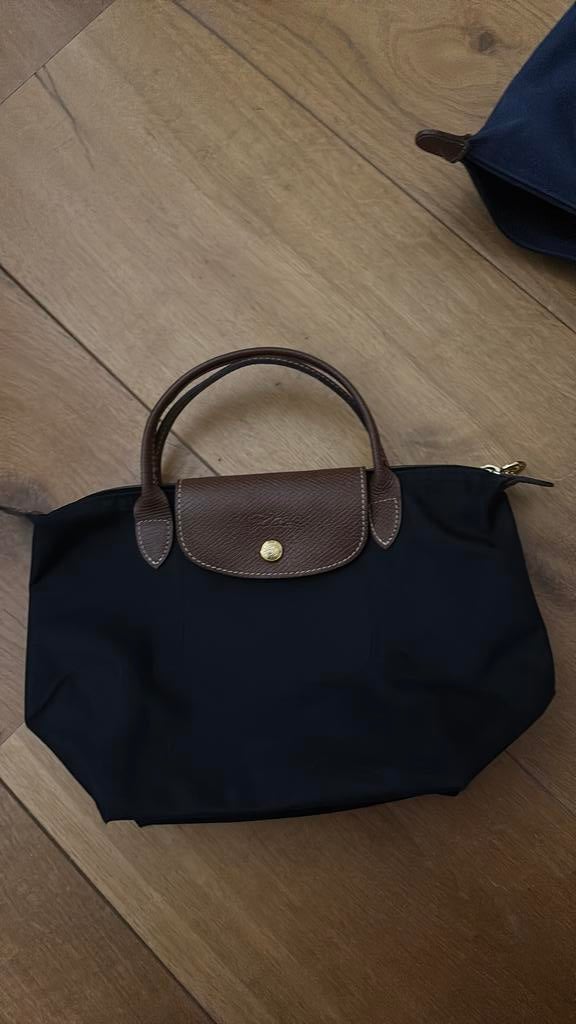Super mooie longchamp tas klein, Sieraden, Tassen en Uiterlijk, Tassen | Damestassen, Ophalen of Verzenden, Zo goed als nieuw