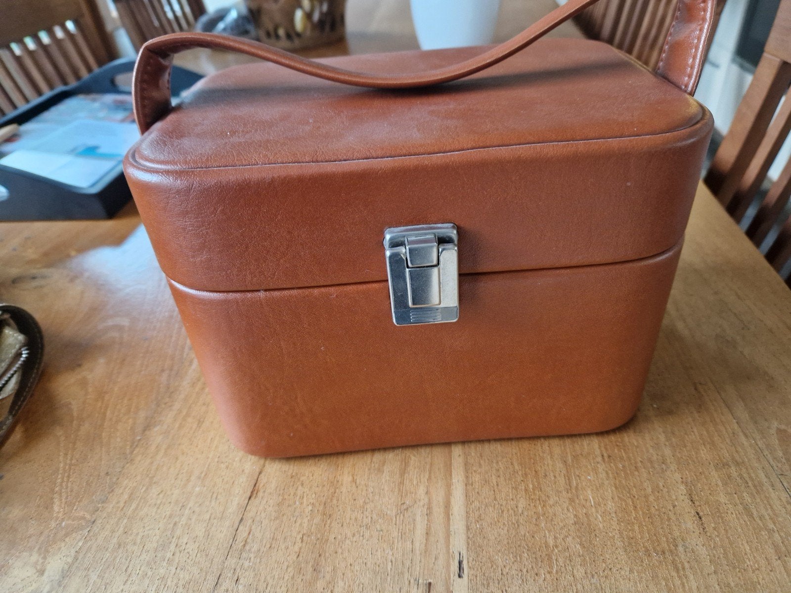 Vintage Bruine Make-up Koffer met Spiegel, Gebruikt, Bruin, Ophalen of Verzenden, Met spiegeltje(s)