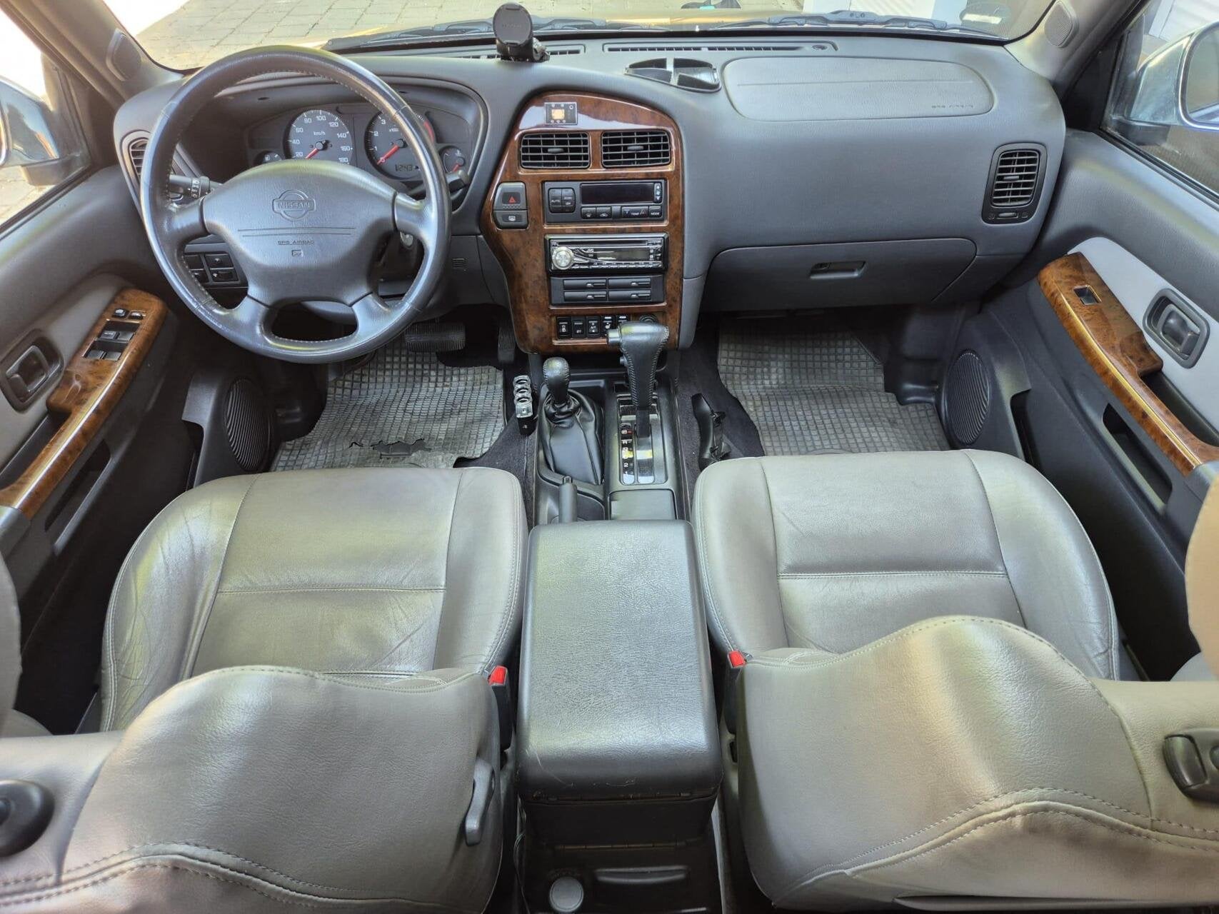 Nissan Pathfinder 3.3 4x4 V6/1e Eig/150 PK/Leer/Trekhaak/Vol, foto 4