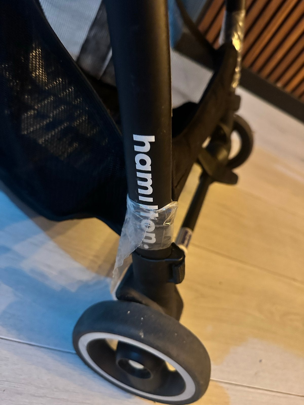 Hamilton kinderwagen, zwart, compact en lichtgewicht, Ophalen, Zo goed als nieuw, Kinderwagen, Overige merken