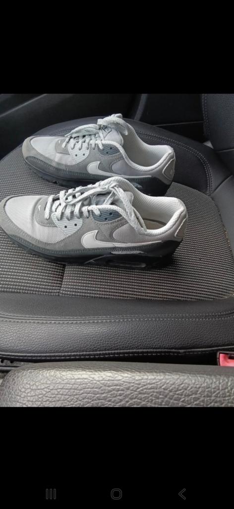 Nike Air Max, Ophalen