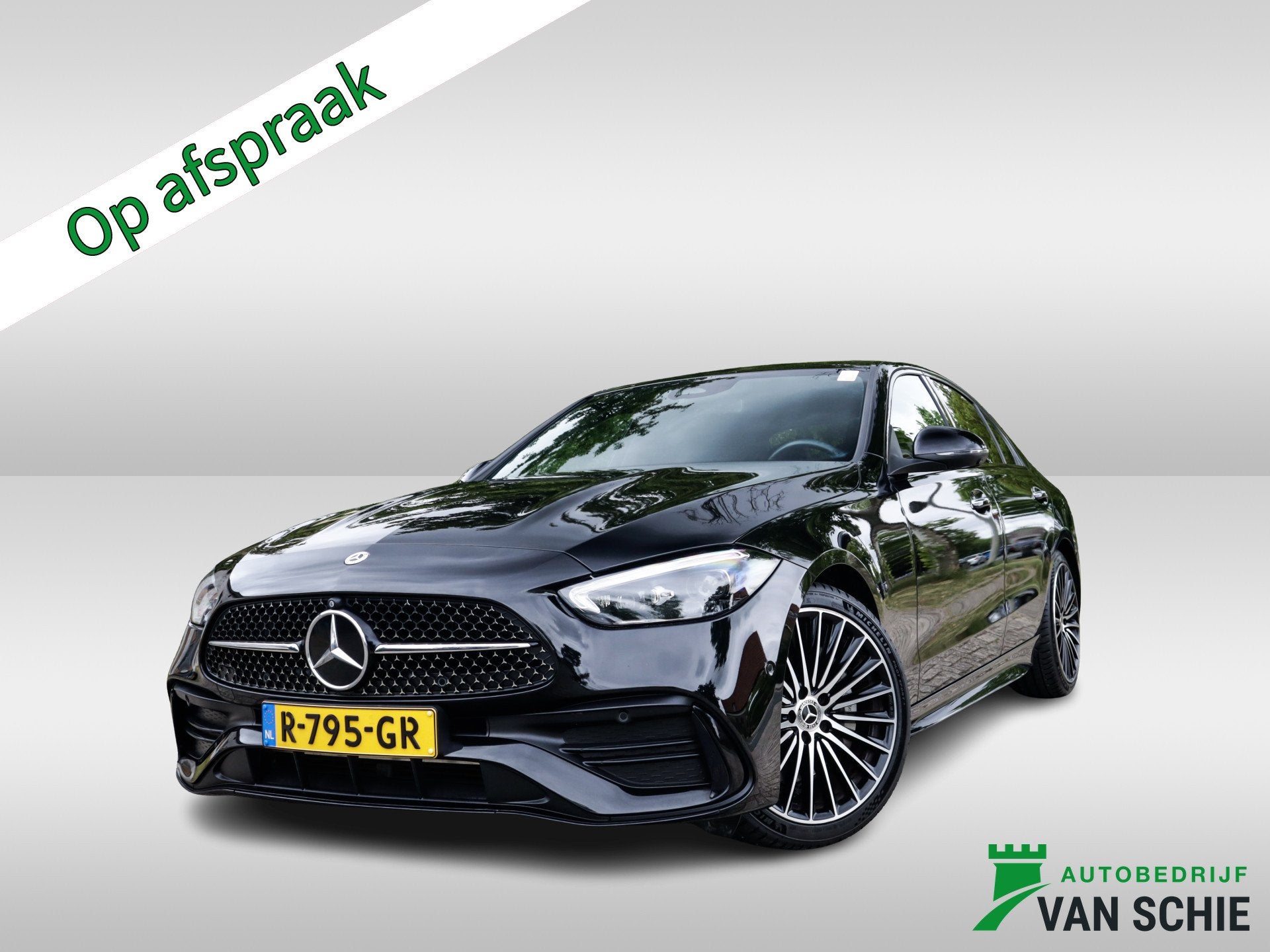 Mercedes-Benz C-Klasse 180 AMG Line 1e-Eig. & Dealer-Onderh, 12 maanden, Leder en Stof, Zwart, Origineel Nederlands