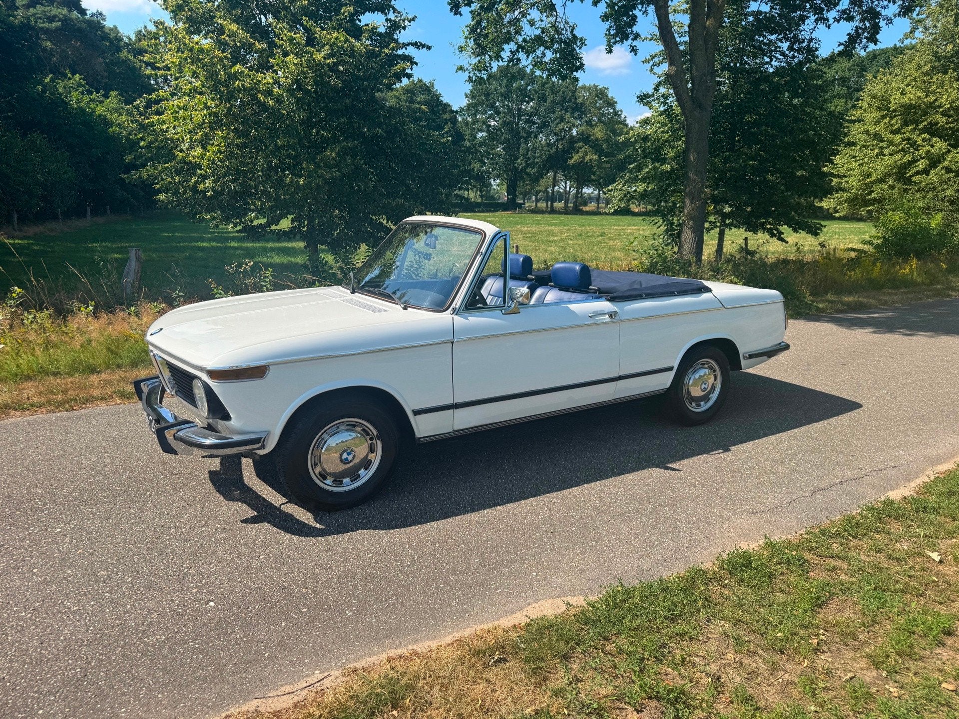 BMW 02-serie 1602 Cabriolet Lumma Charmonix Blanc 1974, Auto's, Lederen bekleding, Achterwielaandrijving, 1600 cc, Wit